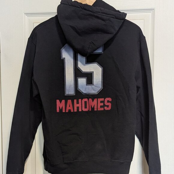 Patrick Mahomes #15 Chiefs Hoodie NFL Pullover Small Kansas City - Picture 3 of 4
